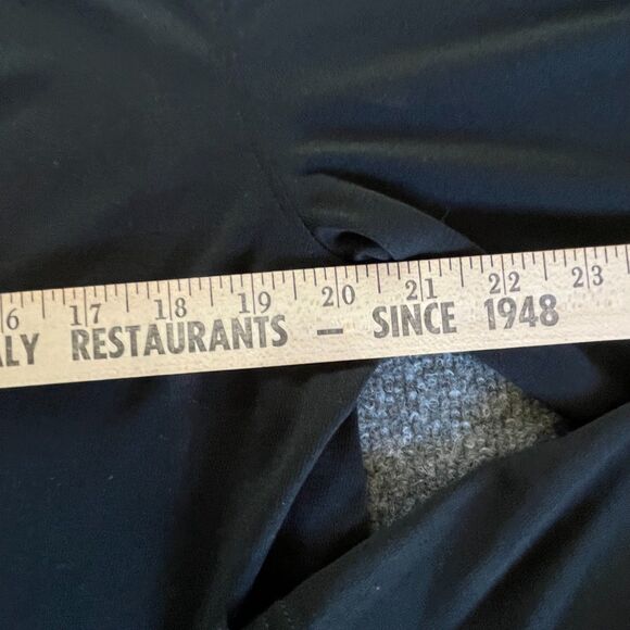 Mohegan Sun Rowing Pullover Shirt 1/4 Zip Mens Large Black Flag Sports New - Picture 8 of 10